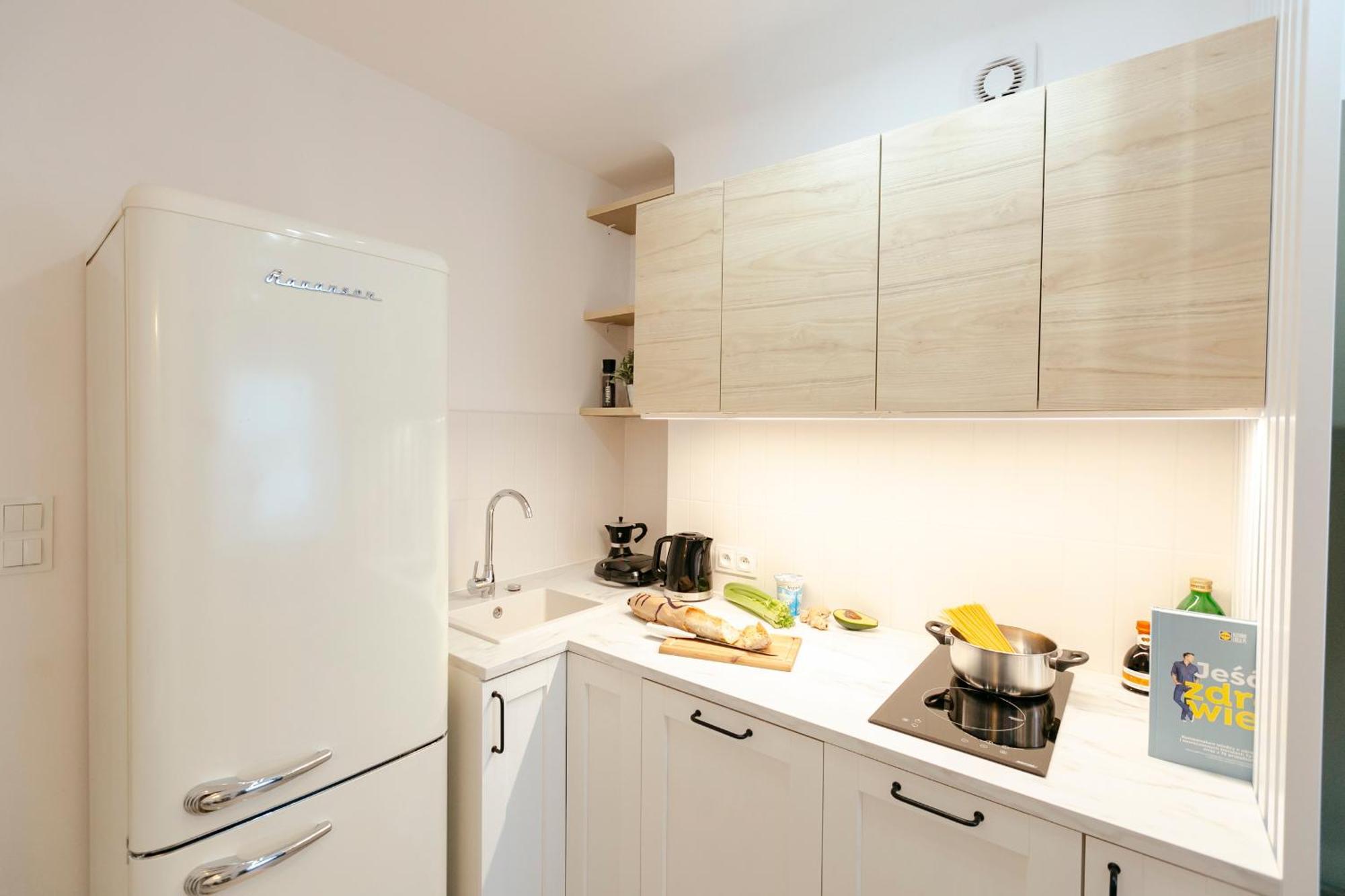 ורשה Pulawska 11 -Prywatny Apartament 4 Osobowy W Centrum Warszawy - Better Rental מראה חיצוני תמונה
